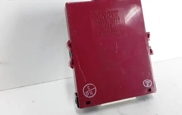 Lexus RX 330 - 350 - 400H Antenna control unit 8911148050