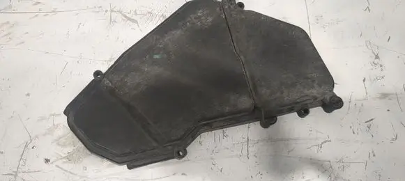 Volkswagen Touareg I Fuse box cover 7L0937576