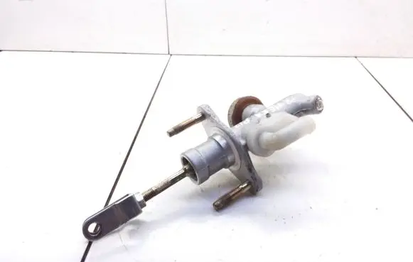 Nissan Primera Clutch slave cylinder 