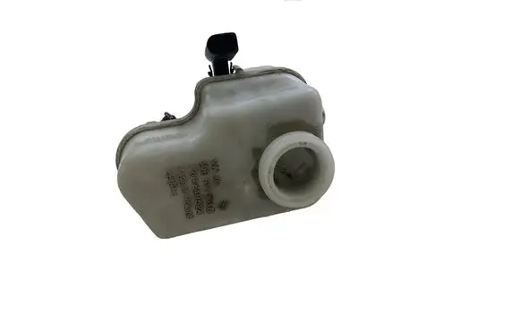 Volkswagen Golf VII Brake booster 5QE611301B