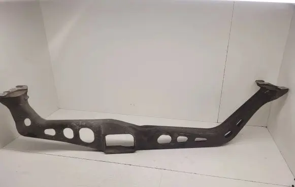 Audi A4 S4 B8 8K Engine mounting bracket 8K0199521c