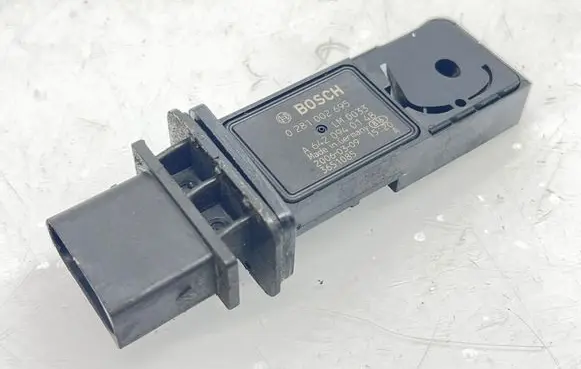 Mercedes-Benz ML W164 Mass air flow meter A6420940148