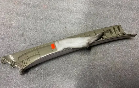 Mercedes-Benz E W211 (A) pillar trim a2116900325
