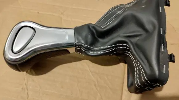 Audi A7 S7 4G Gear lever shifter trim leather/knob 4G1713139L