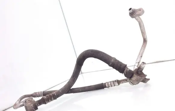 Opel Signum Air conditioning (A/C) pipe/hose 24402588