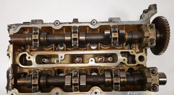 Jaguar X-Type Engine head RF1R8E-6C064-A20E