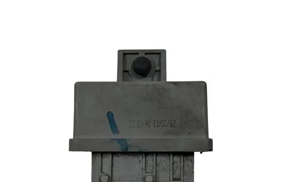 Citroen DS5 Glow plug pre-heat relay 9674222380 34F240114