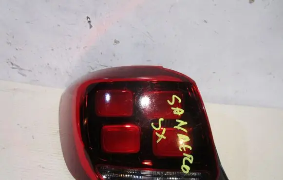 Dacia Sandero Rear/tail lights 265554938R