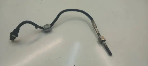 Mercedes-Benz C AMG W205 Exhaust gas temperature sensor A0009058904