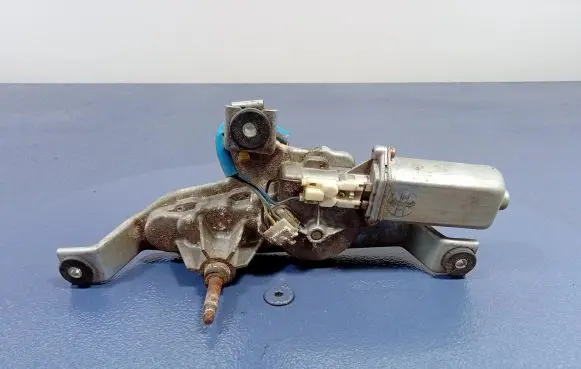 Subaru Forester SF Rear window wiper motor 34911-581