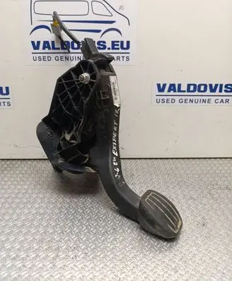 Peugeot Expert Clutch pedal 9817949580 009107