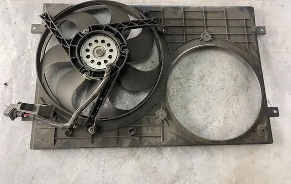 Seat Ibiza III (6L) Electric radiator cooling fan 6Q0121207 6Q0121207A 881060902