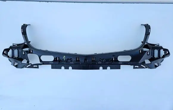 Mercedes-Benz GLC X253 C253 Front bumper mounting bracket A2538851500