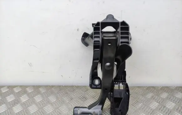 Skoda Octavia Mk3 (5E) Brake pedal 5Q1723058BN