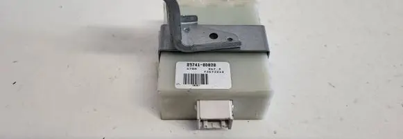 Toyota Yaris Door control unit/module 897410D020