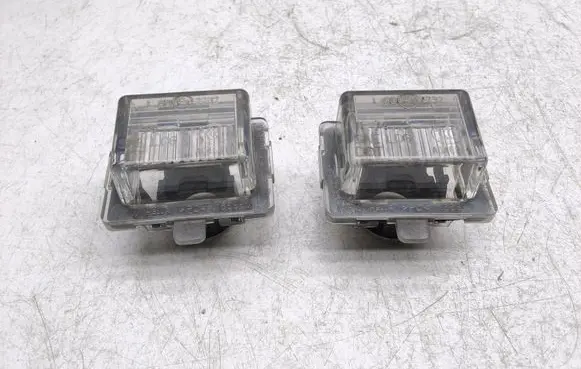 Mercedes-Benz S W221 Number plate light A2218200456