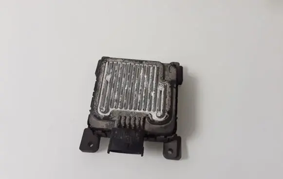 Volvo XC90 Fuel injection pump control unit/module 4N5T9C105AG 30769225