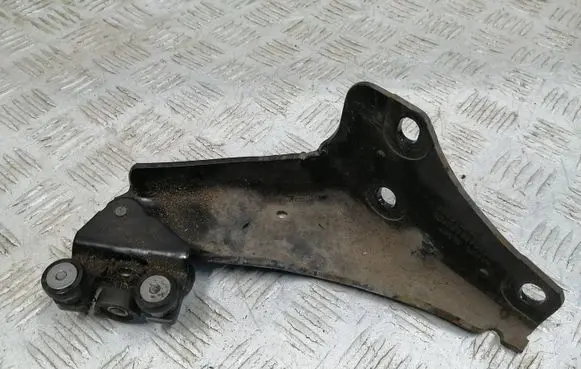 Citroen Berlingo Sliding door lower roller guide/hinge 9680486680 32387