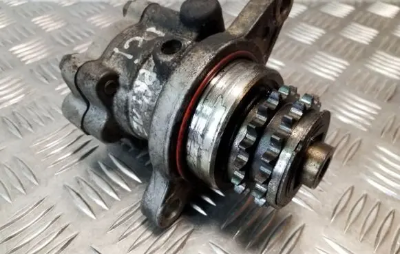Nissan Primera Power steering pump 5M321N 21101101