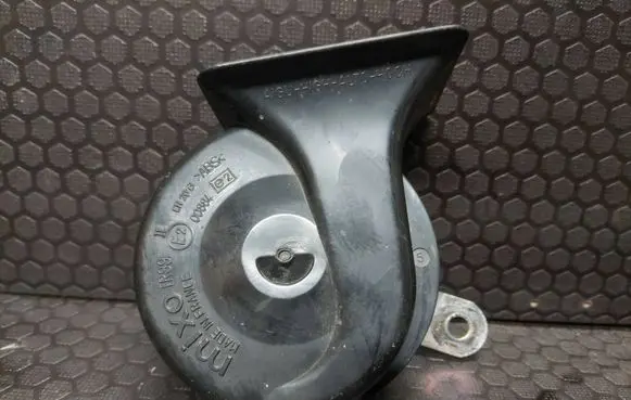 Citroen C5 Horn signal E200884 MH2013