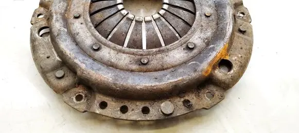 Opel Vectra B Pressure plate 