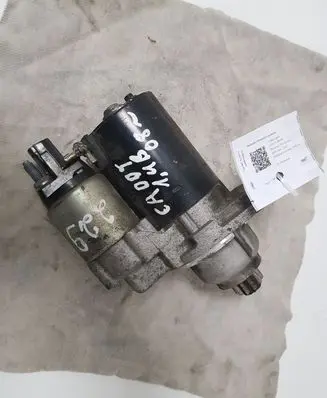 Volkswagen Caddy Starter motor 0001120410