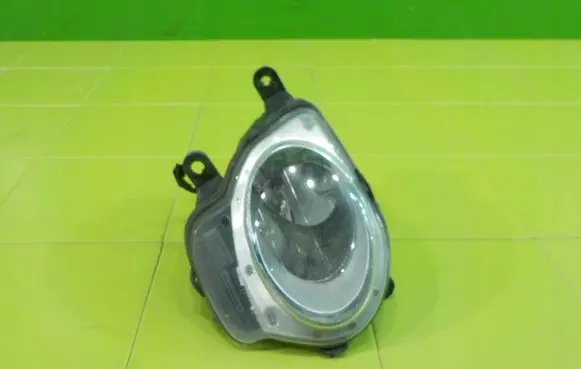 Fiat 500 Front fog light PRAWY