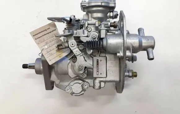 Peugeot 405 Fuel injection high pressure pump 0460484019