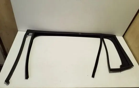 Opel Zafira C Rubber seal rear door window/glass 13260087