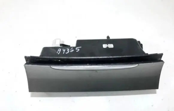 Volkswagen PASSAT B6 Car ashtray 3c0863284a 3c0857961a