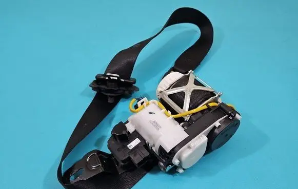Mercedes-Benz E W213 Front seatbelt 34175226F IMPRK1492912