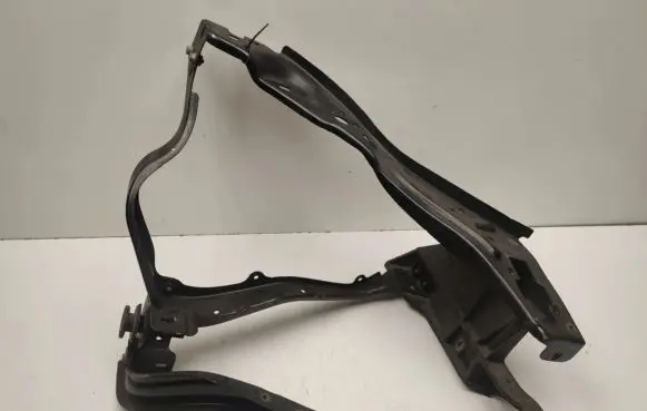 Mercedes-Benz E W212 Headlight/headlamp mounting bracket A2126200291