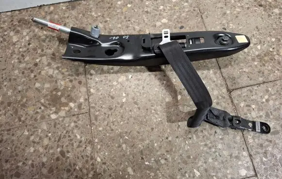 Volvo XC90 Front seatbelt 30662727