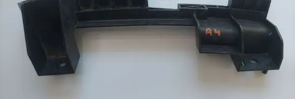 Mazda 5 Headlight/headlamp mounting bracket C51350151
