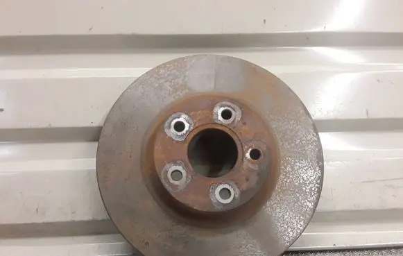 Ford C-MAX I Front brake disc 