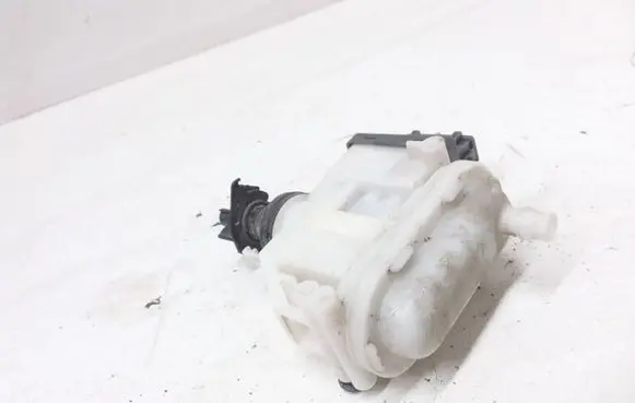 Volkswagen PASSAT B4 Central locking motor 3A0862153B