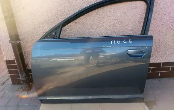 Audi A6 S6 C6 4F Front door
