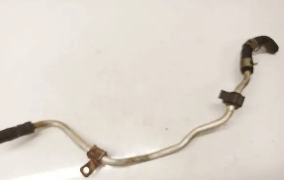 Nissan X-Trail T30 Engine coolant pipe/hose 