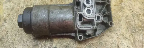 Saab 9-5 Oil filter cover 90571672