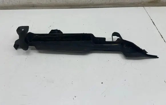 Audi Q3 F3 Fender end trim 83A821169A