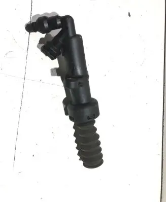 Peugeot 307 CC Clutch master cylinder