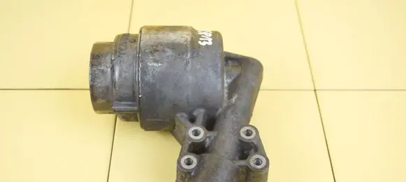Lexus IS 220D-250-350 Oil filter mounting bracket 8SP13