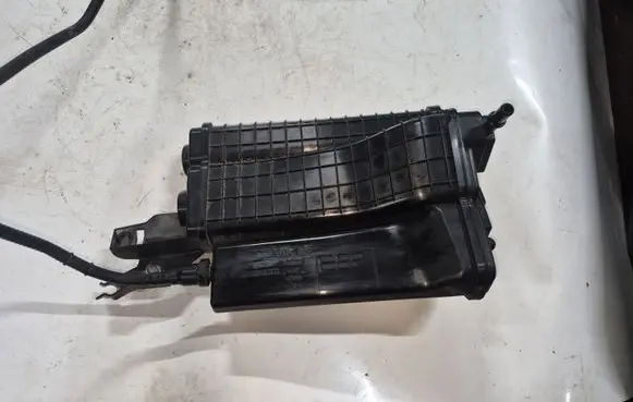 Cupra Formentor Active carbon filter fuel vapour canister 5Q0196D 5WA201801