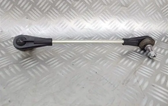 BMW 2 F22 F23 Front anti-roll bar/stabilizer link 6792211
