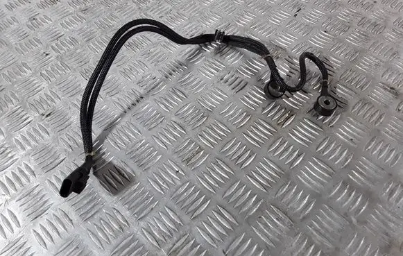 Mercedes-Benz G W461 W463 1st Gen Detonation knock sensor A2789050000