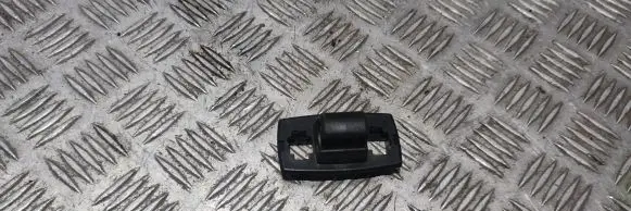 Mercedes-Benz C W205 Sun visor clip/hook/bracket A1668100012