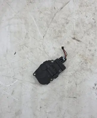Mercedes-Benz ML W164 Air flap motor/actuator EFB336 929888G