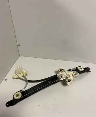 Seat Toledo III (5P) Rear window lifting mechanism without motor 5P0839402