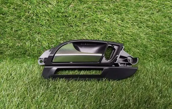 Audi Q7 4L Front door interior handle 4L0959527A 4L0837019