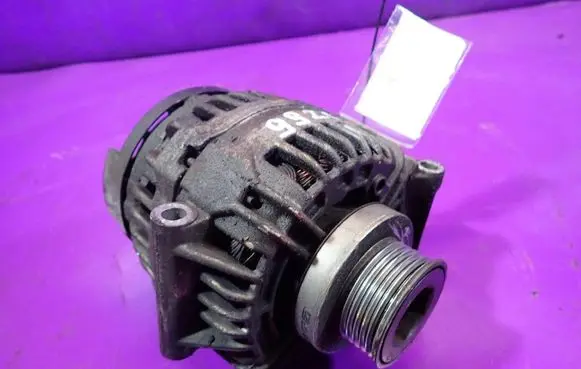 Dacia Logan I Generator/alternator 